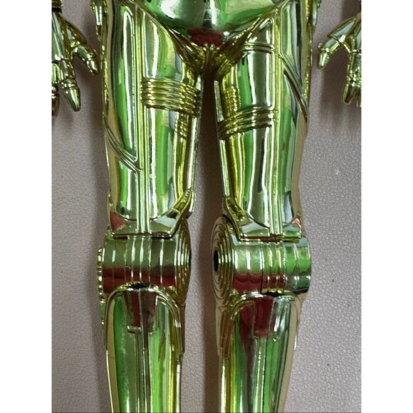 Kenner/Hasbro collector series C-3PO 12” figure - Picture 4 of 8